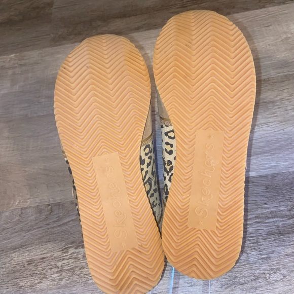 Skechers Womens Leopard Love Glitter , Suede Textiles size 7.5.    (R) - Picture 10 of 14